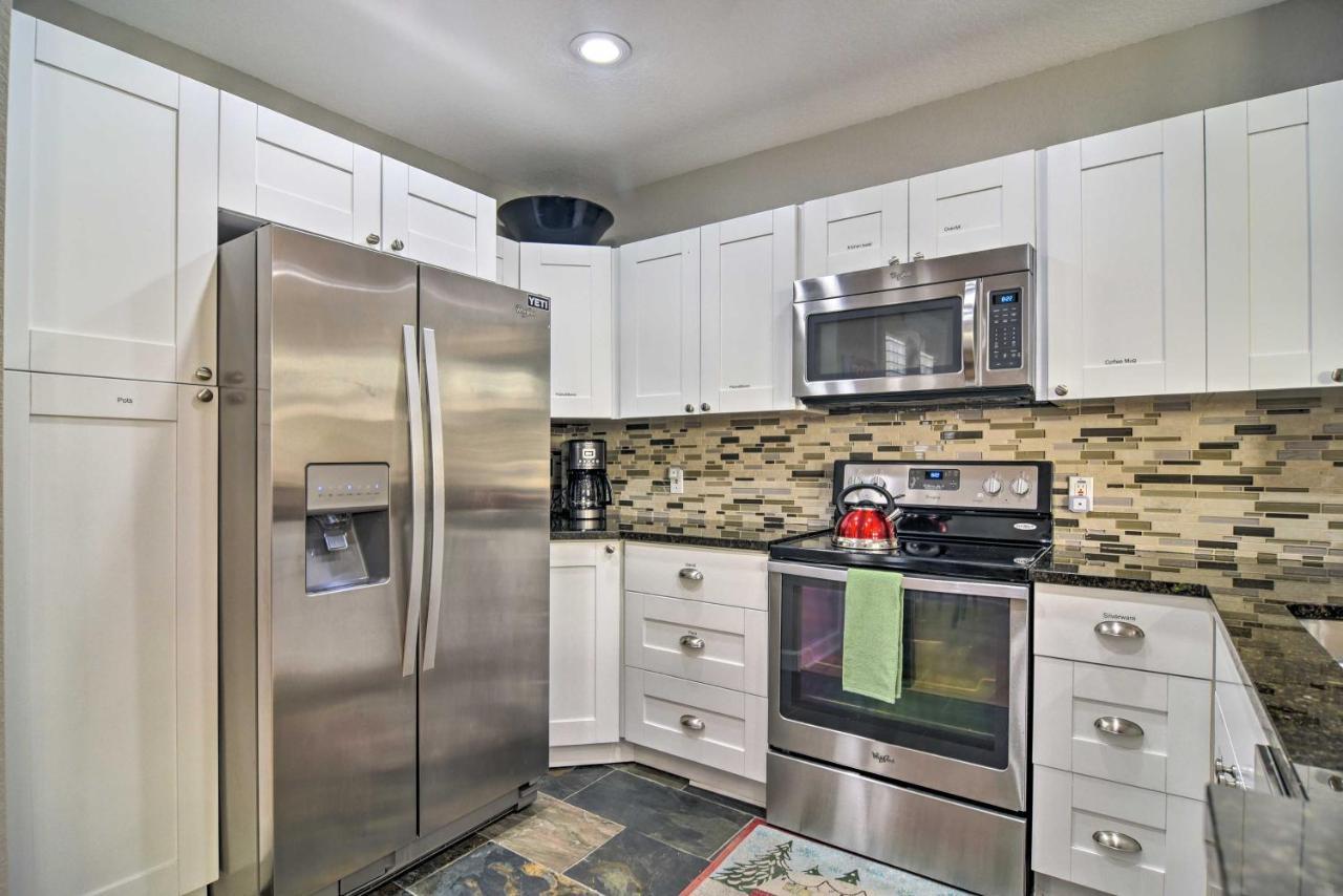 Coastal Sea Side Townhome - Walk To Beach! Clearwater Beach Exterior photo