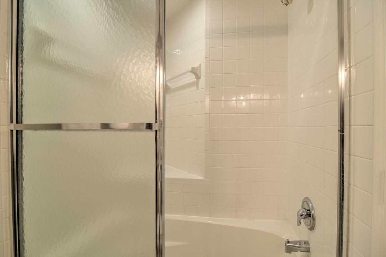 Coastal Sea Side Townhome - Walk To Beach! Clearwater Beach Exterior photo