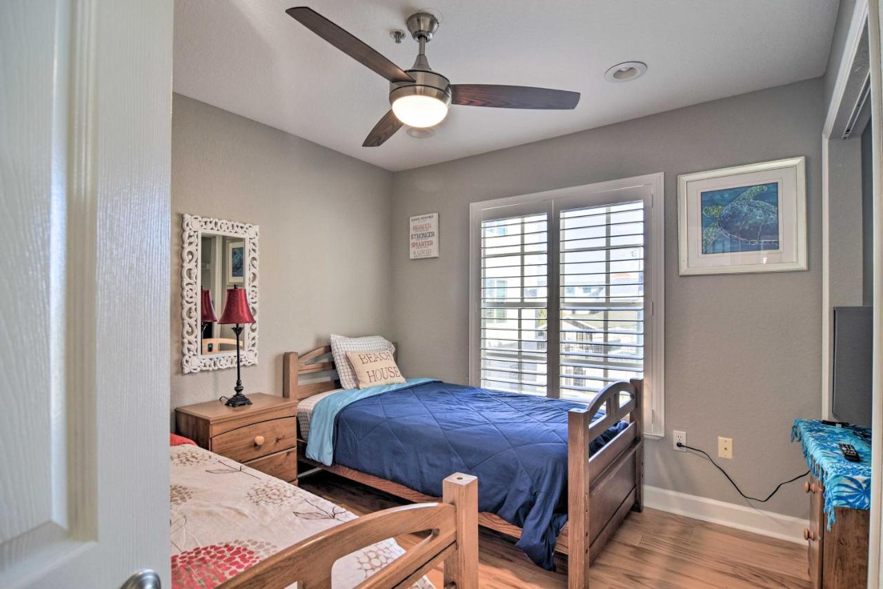 Coastal Sea Side Townhome - Walk To Beach! Clearwater Beach Exterior photo