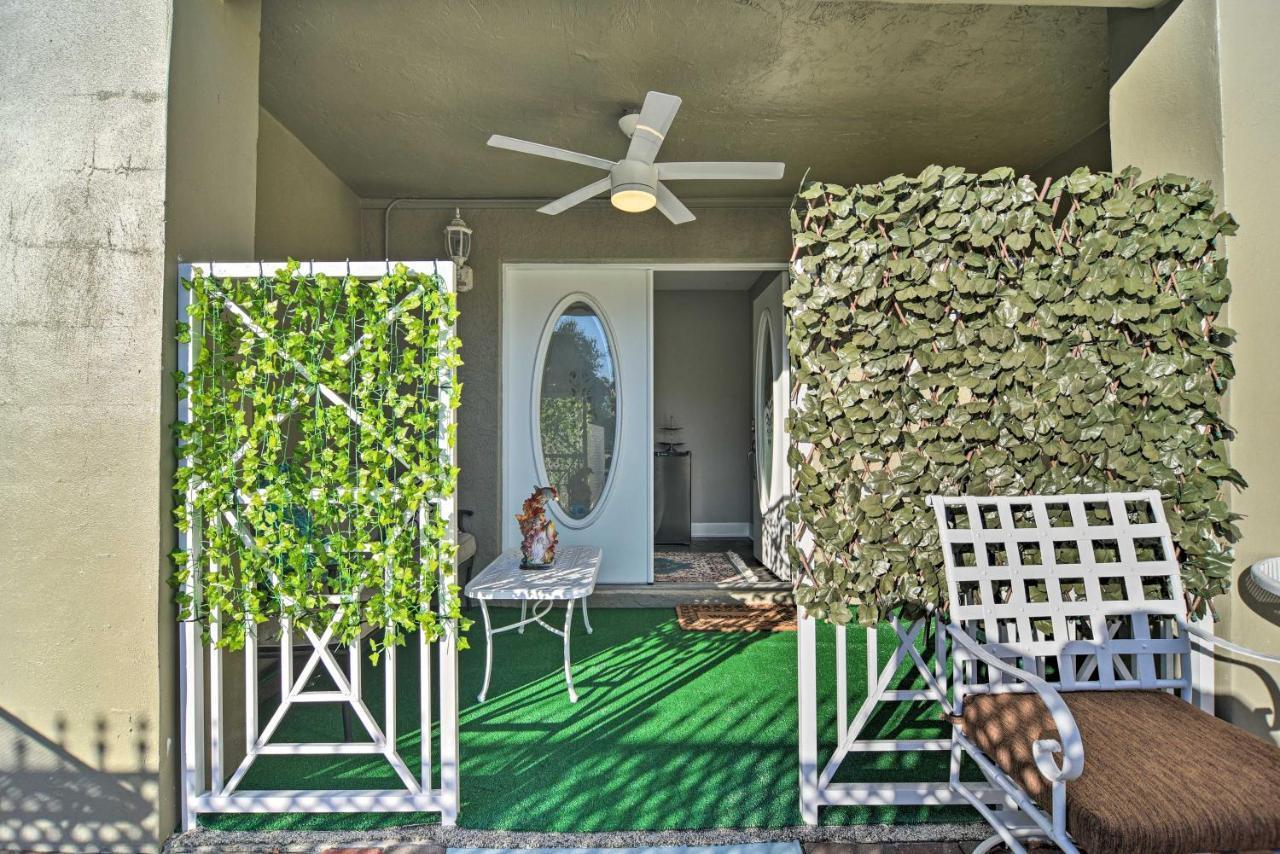 Coastal Sea Side Townhome - Walk To Beach! Clearwater Beach Exterior photo